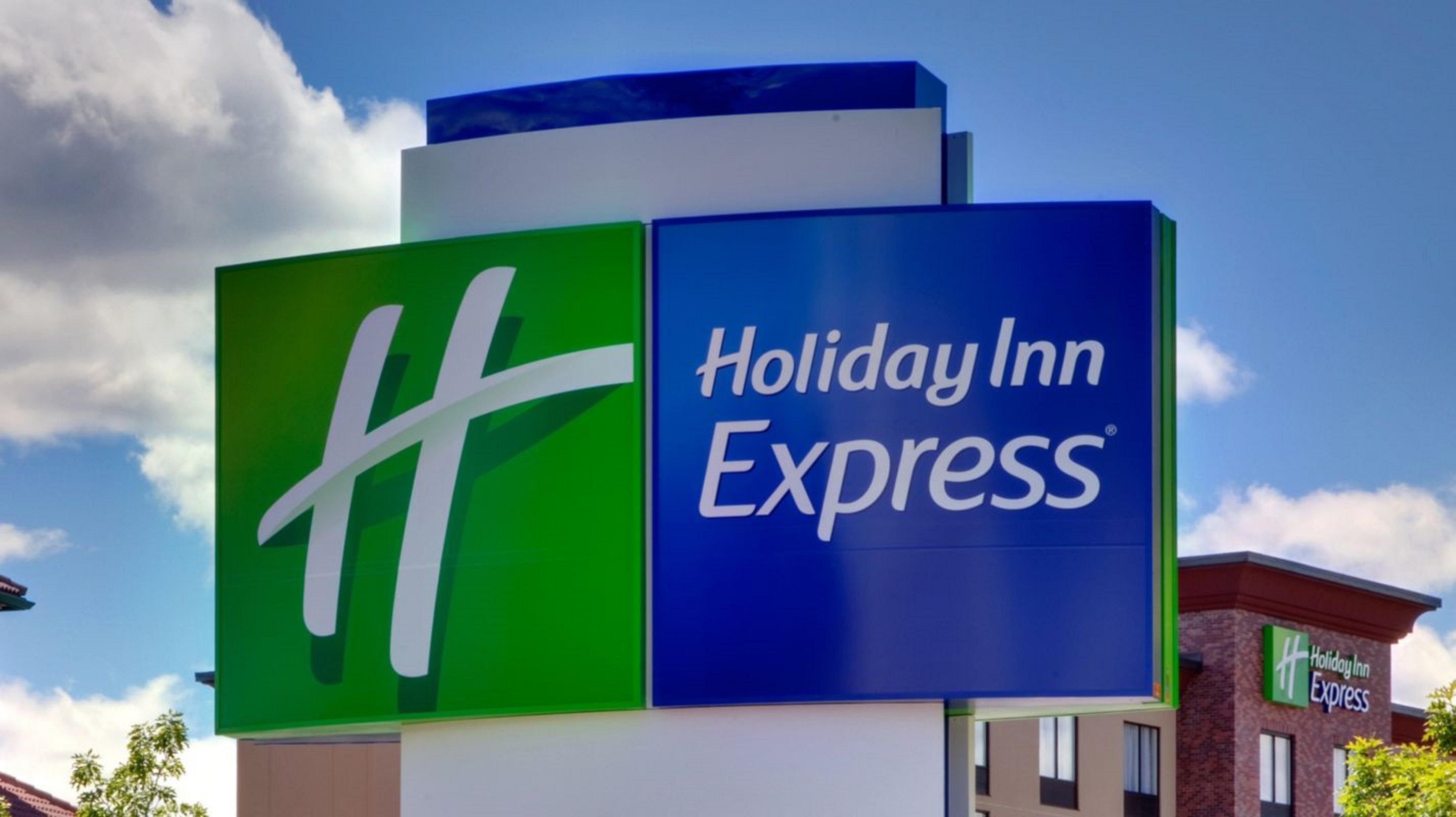 Holiday Inn Express & Suites Ft Myers Beach-Sanibel Gateway By Ihg Форт Майерс Бийч Екстериор снимка