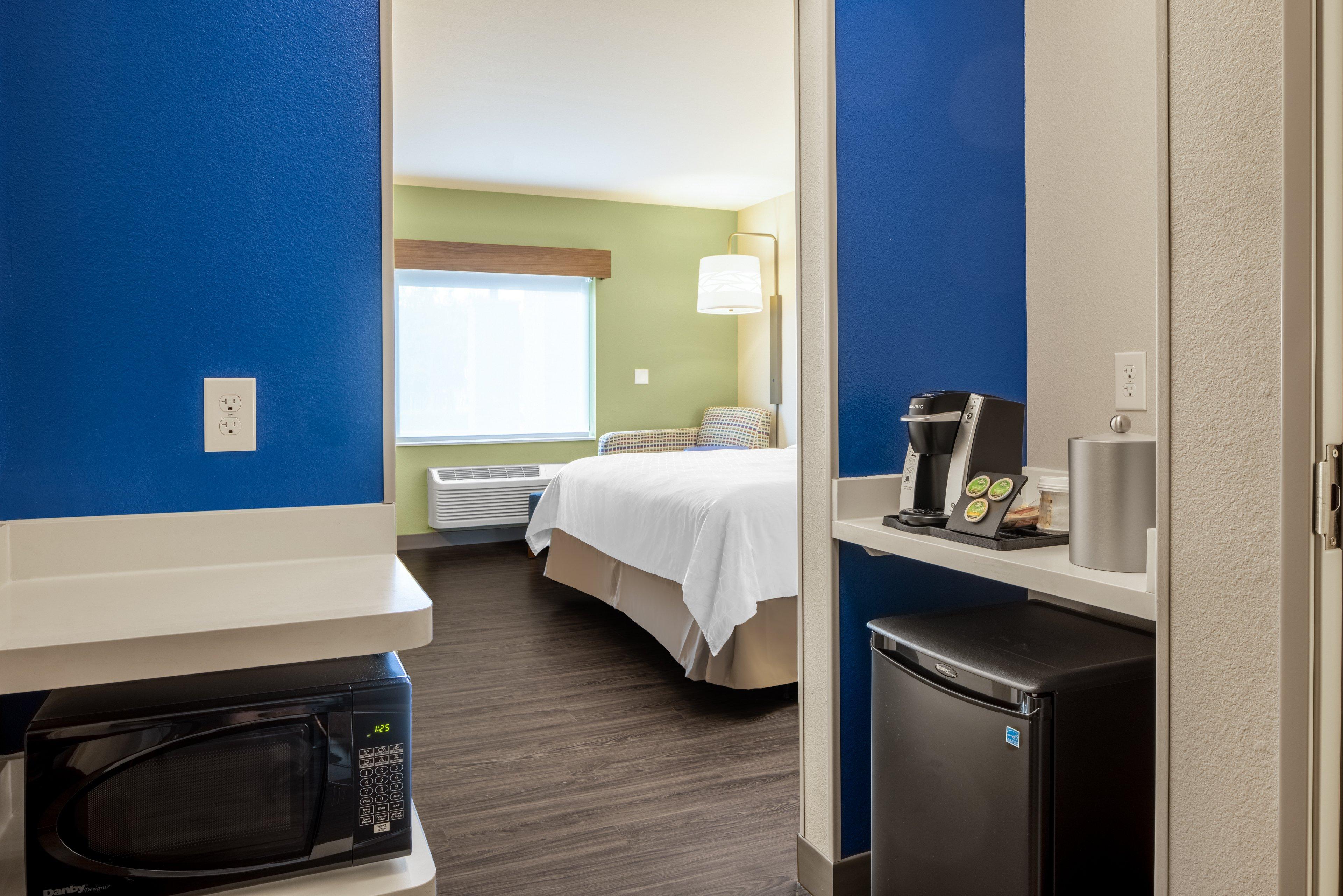 Holiday Inn Express & Suites Ft Myers Beach-Sanibel Gateway By Ihg Форт Майерс Бийч Екстериор снимка